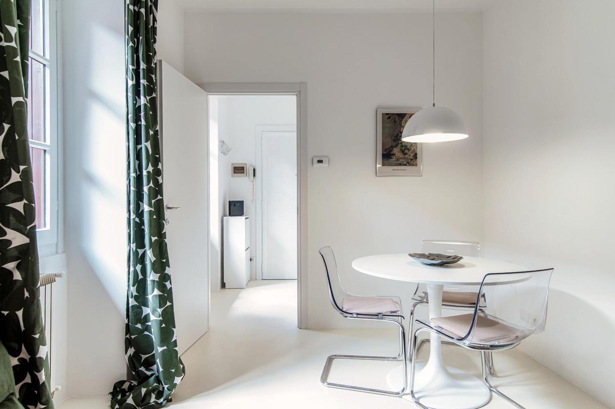 Giuliny Lovely Flat - The House Of Travelers كومو المظهر الخارجي الصورة