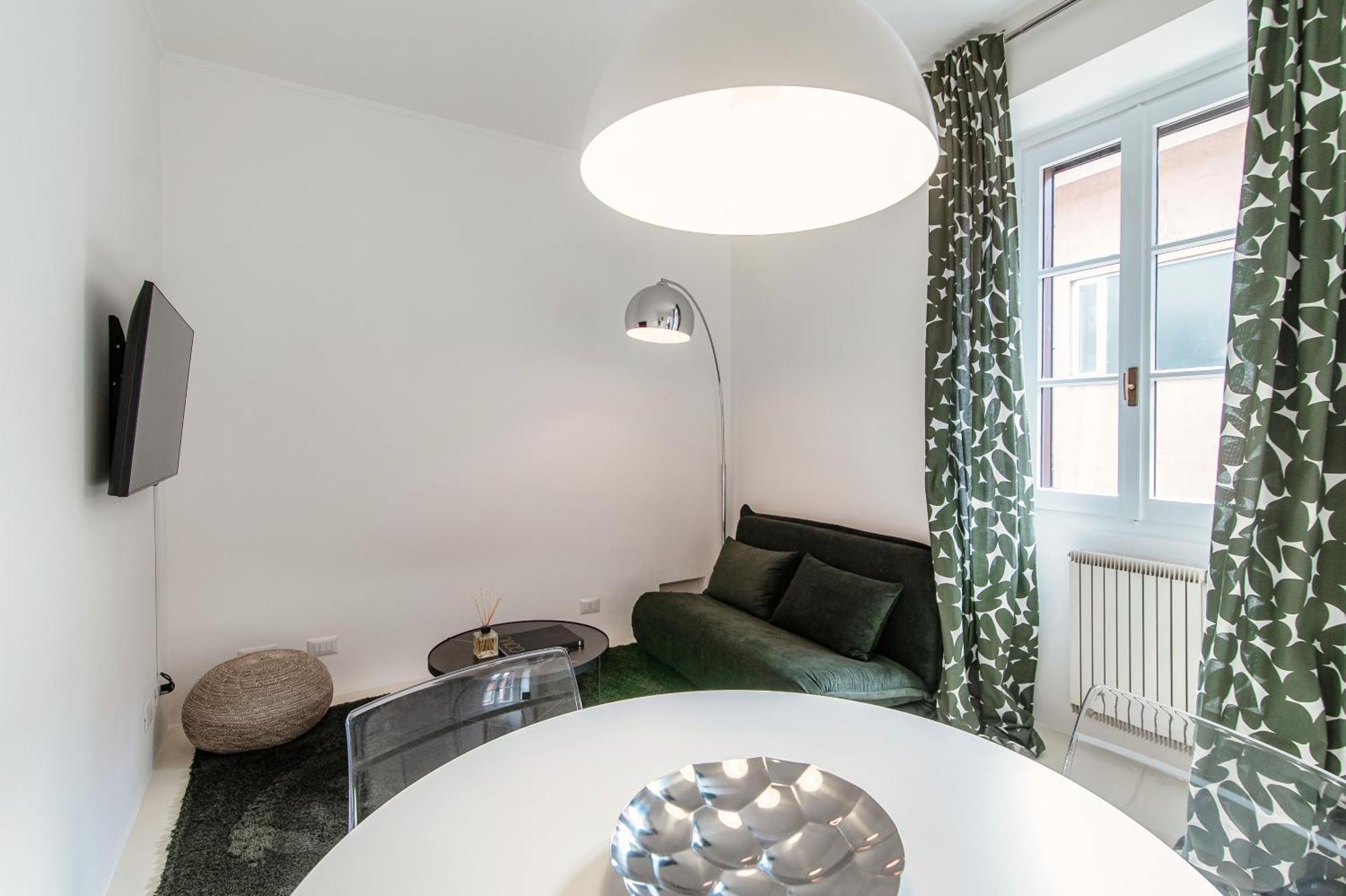 Giuliny Lovely Flat - The House Of Travelers كومو المظهر الخارجي الصورة