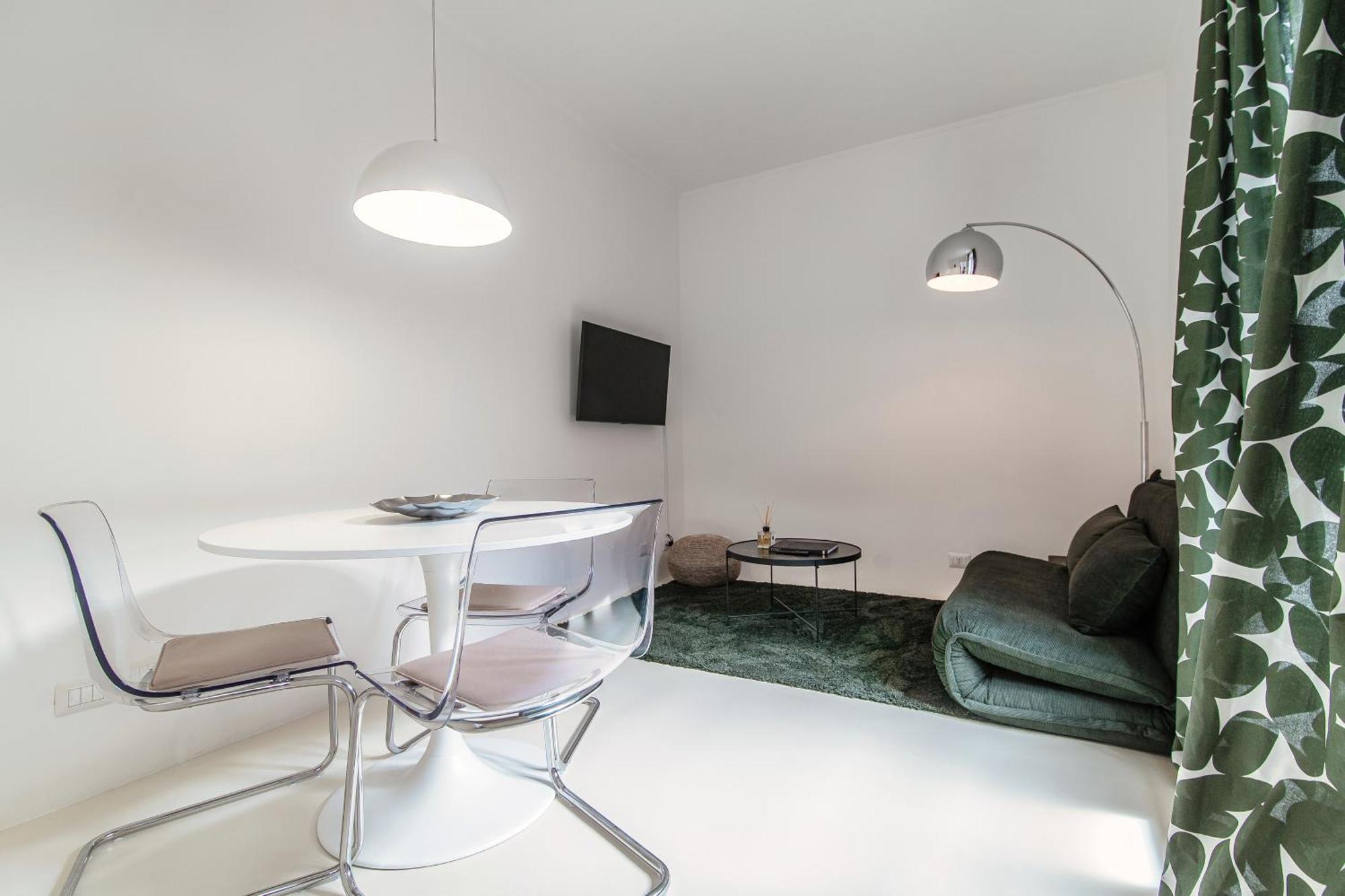 Giuliny Lovely Flat - The House Of Travelers كومو المظهر الخارجي الصورة
